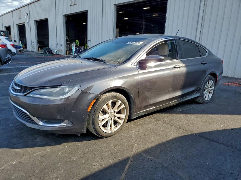 CHRYSLER 200 LIMITE 2015 with VIN 1C3CCCAG8FN734032 - Photo from auction