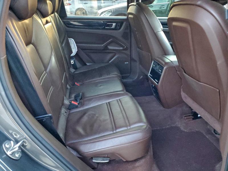 Photo 11 from auction – 2019 PORSCHE CAYENNE S with VIN WP1AB2AY5KDA62065