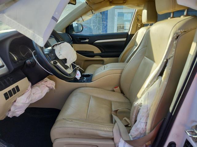 Photo 7 from auction – 2015 TOYOTA HIGHLANDER with VIN 5TDJKRFH4FS168262