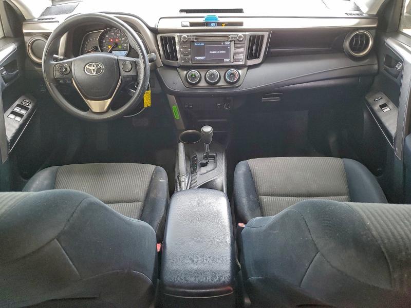 Photo 8 from auction – 2015 TOYOTA RAV4 LE with VIN JTMZFREV6FJ038317