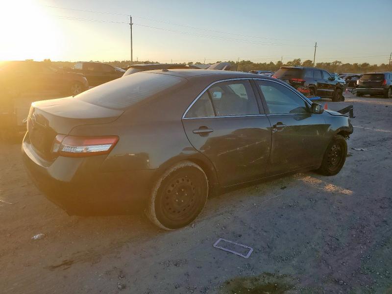 Photo 3 from auction – 2011 TOYOTA CAMRY BASE with VIN 4T1BF3EK0BU626772