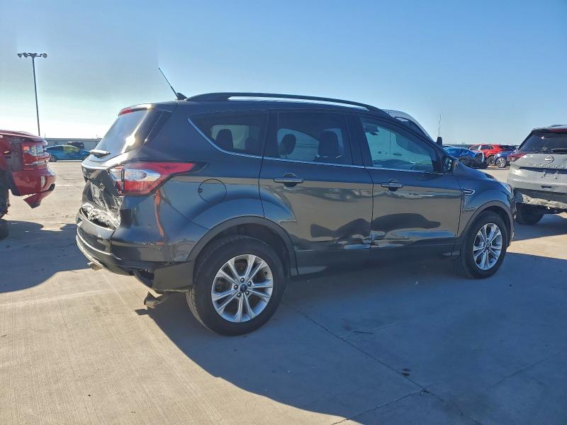 Photo 3 from auction – 2018 FORD ESCAPE SE with VIN 1FMCU0GDXJUC47977