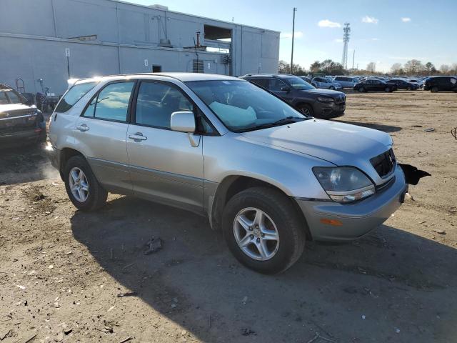 Photo 4 from auction – 2000 LEXUS RX 300 with VIN JT6GF10U6Y0053472