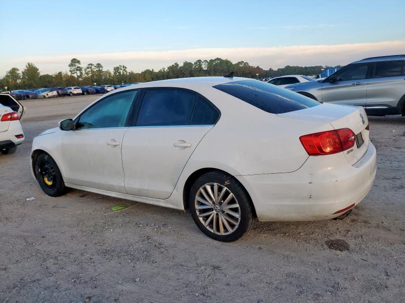 Photo 2 from auction – 2012 VOLKSWAGEN JETTA SEL with VIN 3VWLP7AJ2CM419510