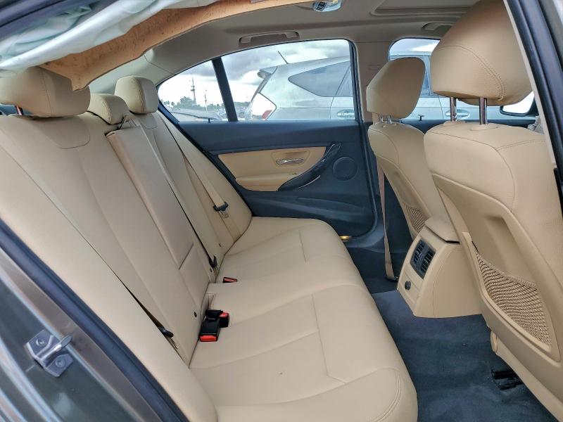 Photo 10 from auction – 2018 BMW 320 I with VIN WBA8E1G54JNU90066