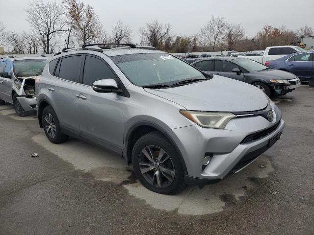Photo 4 from auction – 2017 TOYOTA RAV4 XLE with VIN 2T3RFREV3HW651306
