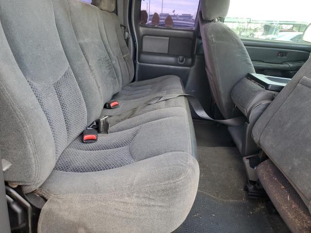 Photo 10 from auction – 2004 CHEVROLET SILVERADO with VIN 2GCEC19T541228389