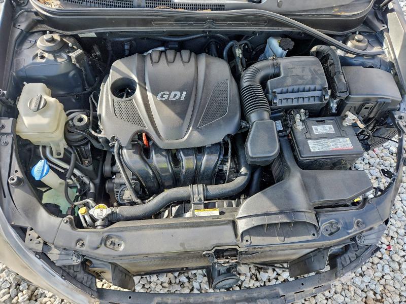 Photo 11 from auction – 2011 HYUNDAI SONATA with VIN 5NPEC4AC5BH045020