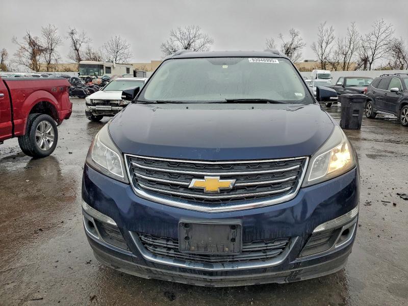 Photo 5 from auction – 2017 CHEVROLET TRAVERSE L with VIN 1GNKRGKD1HJ239237