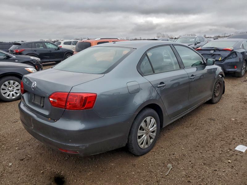 Photo 3 from auction – 2013 VOLKSWAGEN JETTA BASE with VIN 3VW2K7AJ3DM361225