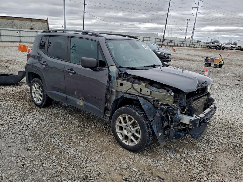 Photo 4 from auction – 2021 JEEP RENEGADE L with VIN ZACNJDBB9MPM80433