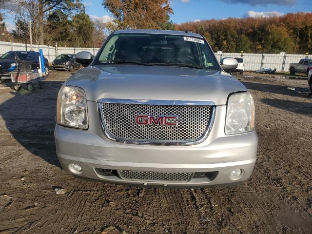Photo 5 from auction – 2010 GMC YUKON DENA with VIN 1GKUKEEF0AR191247