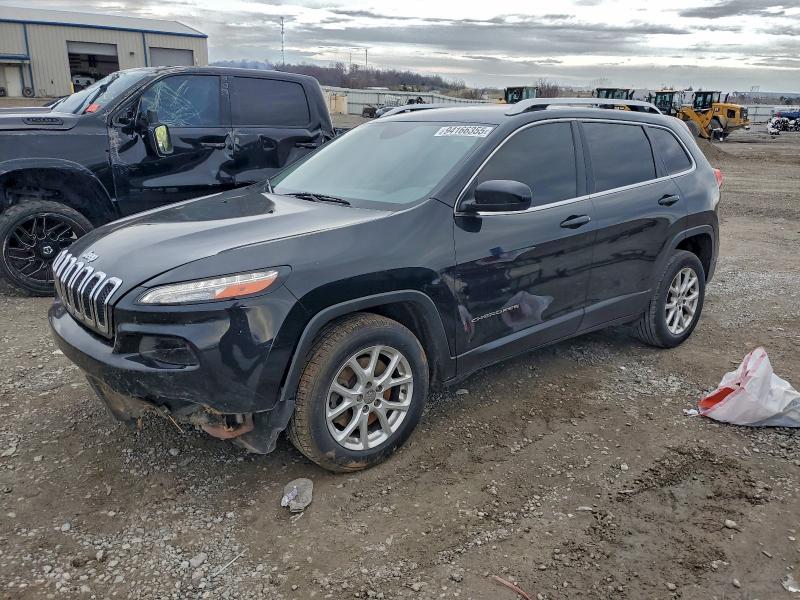 JEEP CHEROKEE L 2015 with VIN 1C4PJLCB1FW676781 - Photo from auction