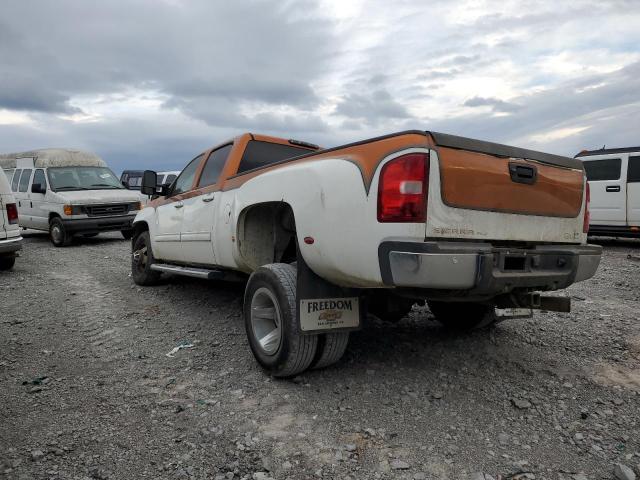 Photo 2 from auction – 2010 GMC SIERRA K35 with VIN 1GT7K4B65AF102443
