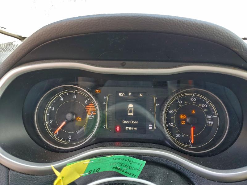 Photo 9 from auction – 2018 JEEP CHEROKEE L with VIN 1C4PJLLB6JD510566
