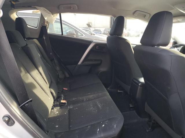 Photo 11 from auction – 2017 TOYOTA RAV4 LE with VIN 2T3BFREV6HW672670