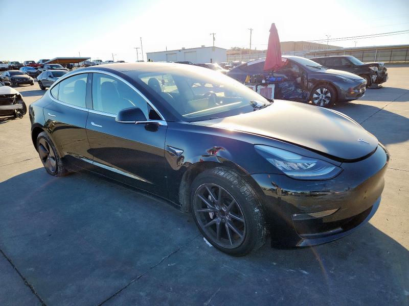 Photo 4 from auction – 2018 TESLA MODEL 3 with VIN 5YJ3E1EA6JF010105