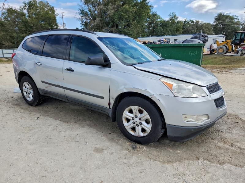 Photo 4 from auction – 2011 CHEVROLET TRAVERSE L with VIN 1GNKRFEDXBJ184347
