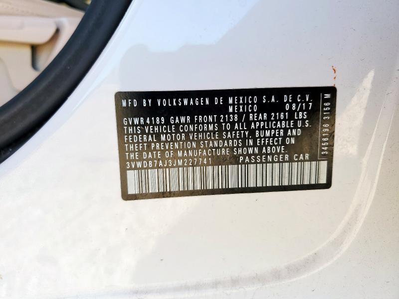 Photo 14 from auction – 2018 VOLKSWAGEN JETTA SE with VIN 3VWDB7AJ3JM227741