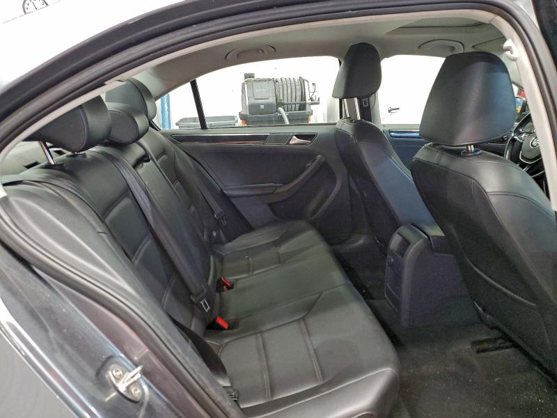 Photo 10 from auction – 2017 VOLKSWAGEN JETTA SEL with VIN 3VWL17AJ9HM234914