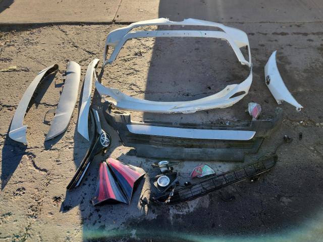 Photo 13 from auction – 2017 TOYOTA RAV4 LIMIT with VIN 2T3DFREV9HW540396