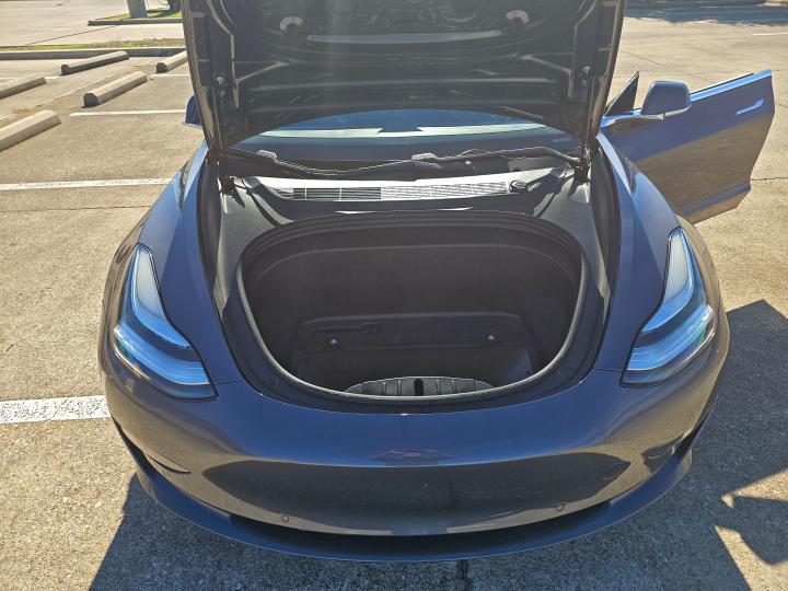 Photo 7 from auction – 2018 TESLA MODEL 3 with VIN 5YJ3E1EA2JF158302