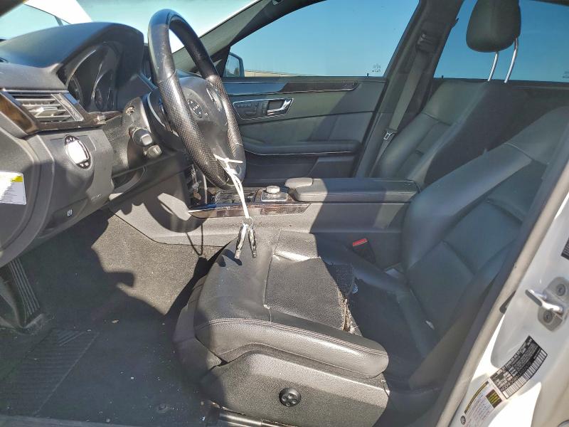 Photo 7 from auction – 2010 MERCEDES-BENZ E 350 with VIN WDDHF5GB0AA022670
