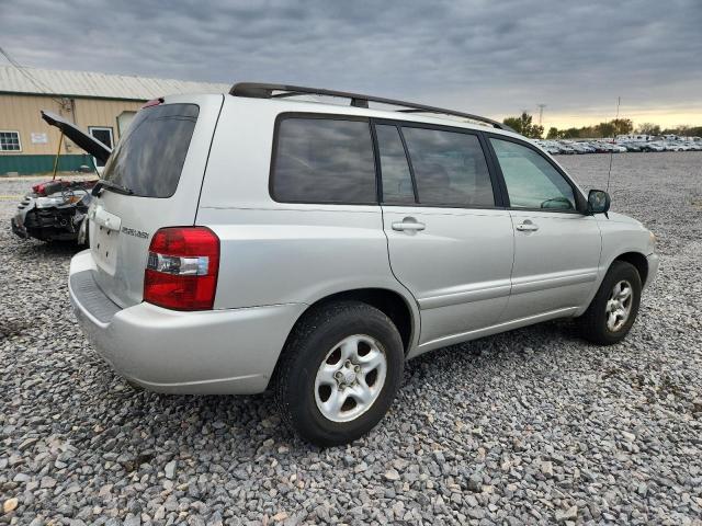 Photo 3 from auction – 2005 TOYOTA HIGHLANDER with VIN JTEGD21AX50116296