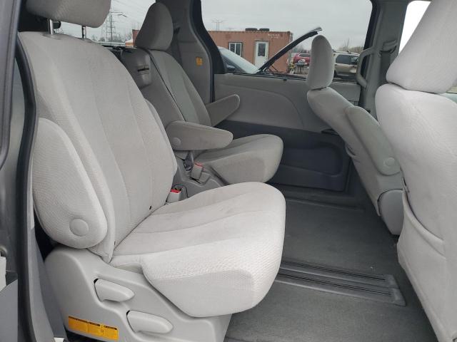 Photo 11 from auction – 2012 TOYOTA SIENNA LE with VIN 5TDKK3DC1CS232617