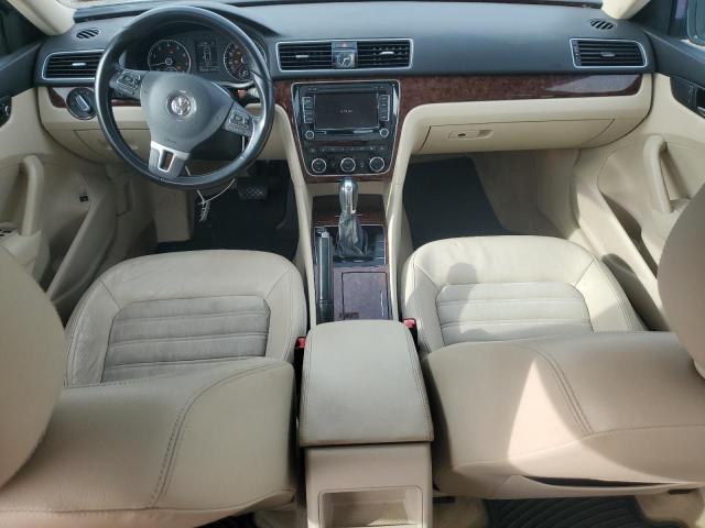 Photo 8 from auction – 2012 VOLKSWAGEN PASSAT with VIN 1VWCP7A32CC030935