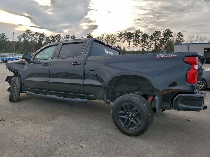 Photo 2 from auction – 2021 CHEVROLET SILVERADO with VIN 1GCPYFED8MZ369440