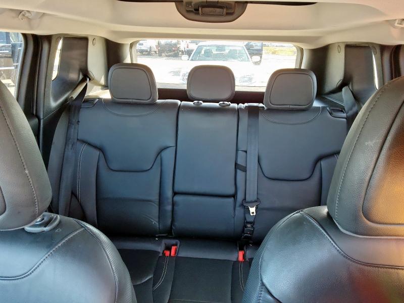 Photo 10 from auction – 2016 JEEP RENEGADE L with VIN ZACCJADT5GPC77431
