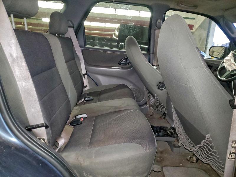 Photo 11 from auction – 2001 FORD ESCAPE XLT with VIN 1FMYU03141KC56459