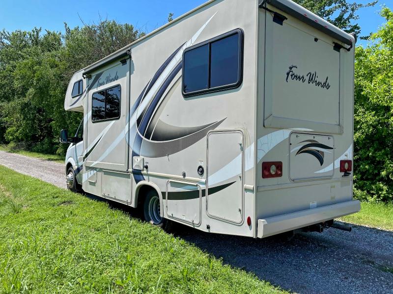 Photo 3 from auction – 2017 MERCEDES-BENZ SPRINTER 3 with VIN WDAPF4CC7H9718357