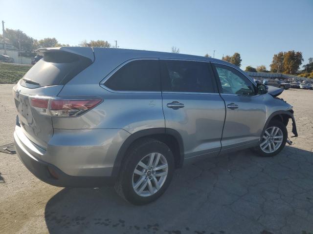 Photo 3 from auction – 2016 TOYOTA HIGHLANDER with VIN 5TDZKRFH2GS165655