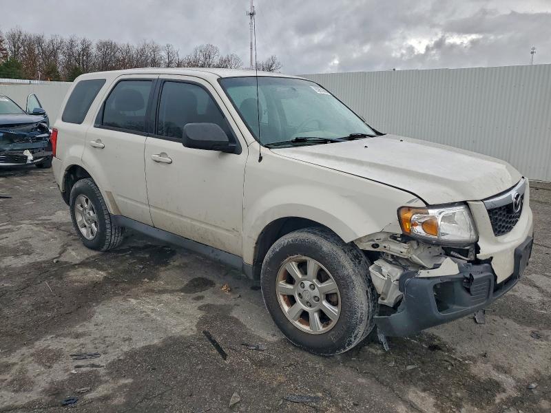 Photo 4 from auction – 2011 MAZDA TRIBUTE with VIN 4F2CY0C76BKM04927