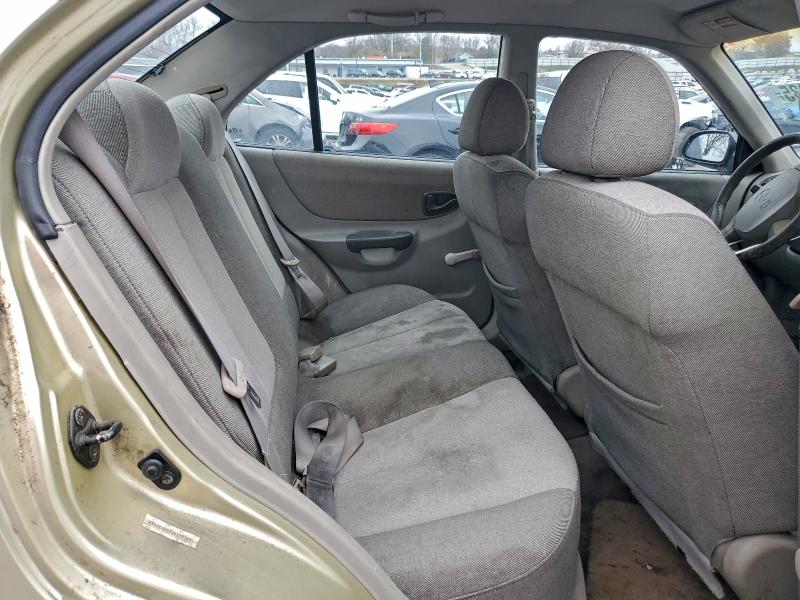 Photo 10 from auction – 2002 HYUNDAI ACCENT GL with VIN KMHCG45C72U275147