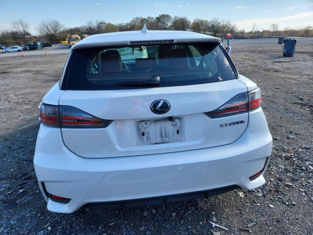 Photo 6 from auction – 2014 LEXUS CT 200 with VIN JTHKD5BH4E2203271