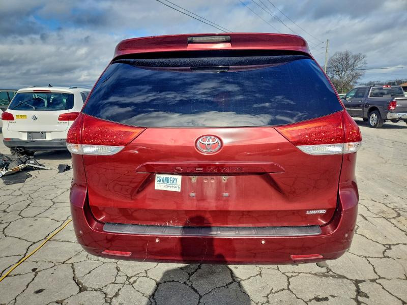 Photo 6 from auction – 2013 TOYOTA SIENNA XLE with VIN 5TDYK3DC8DS390058