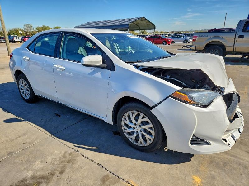 Photo 4 from auction – 2018 TOYOTA COROLLA L with VIN 5YFBURHE2JP838247