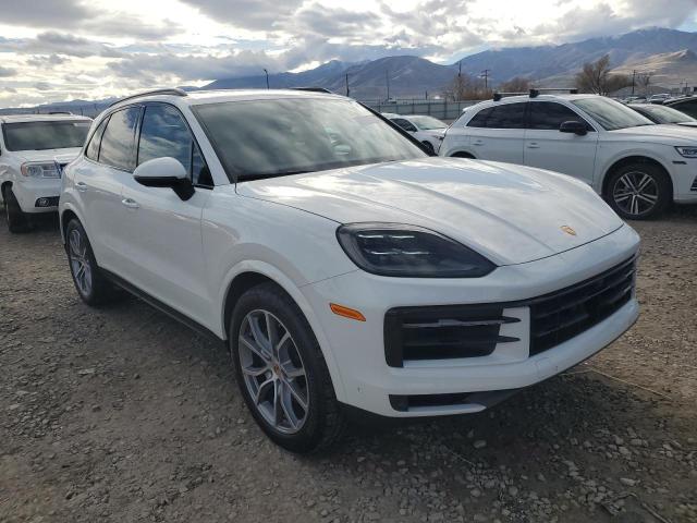 Photo 4 from auction – 2025 PORSCHE CAYENNE with VIN WP1AA2AY5SDA03505