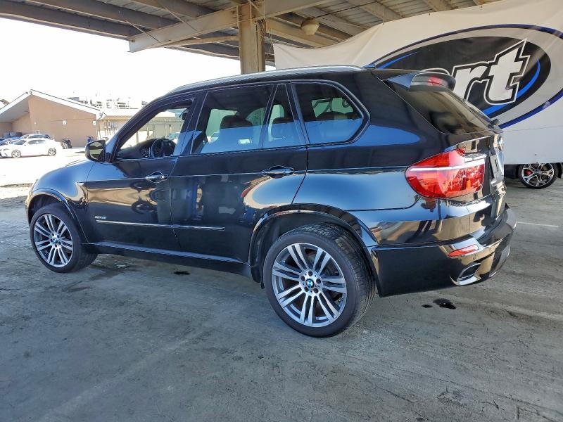 Photo 2 from auction – 2013 BMW X5 XDRIVE3 with VIN 5UXZV4C52D0B14077