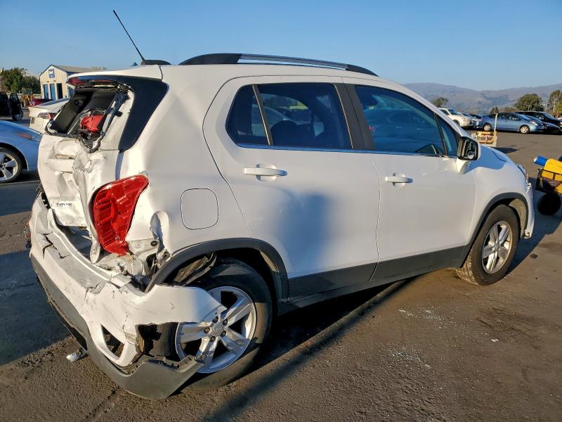 Photo 3 from auction – 2020 CHEVROLET TRAX 1LT with VIN 3GNCJLSB9LL210542