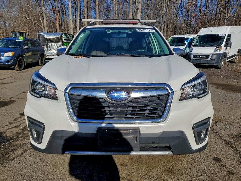 Photo 5 from auction – 2019 SUBARU FORESTER T with VIN JF2SKAWC8KH585832