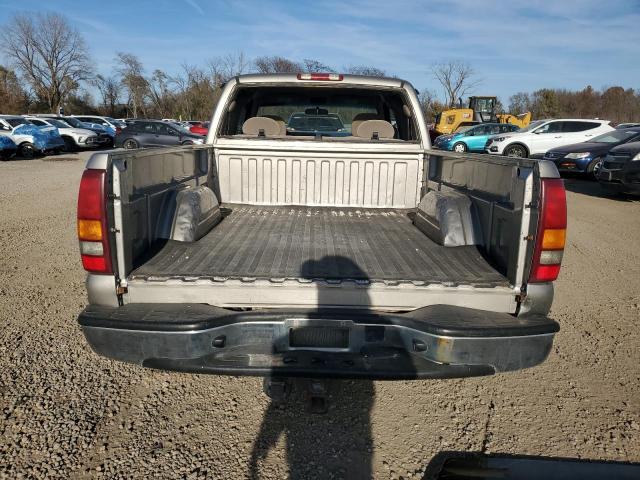 Photo 6 from auction – 2002 CHEVROLET SILVERADO with VIN 2GCEC19T721365329