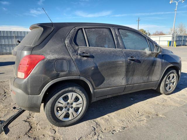 Photo 3 from auction – 2016 CHEVROLET TRAX LS with VIN KL7CJKSB4GB635352