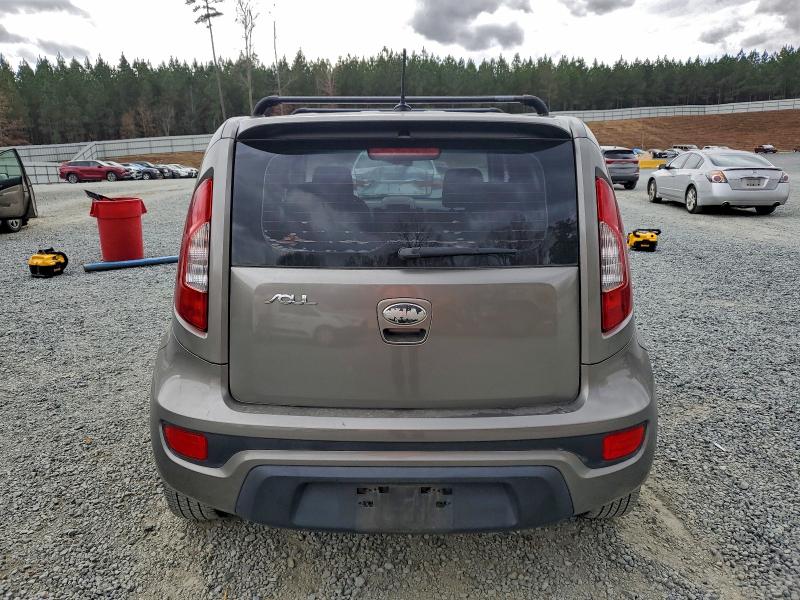 Photo 6 from auction – 2013 KIA SOUL with VIN KNDJT2A58D7494915
