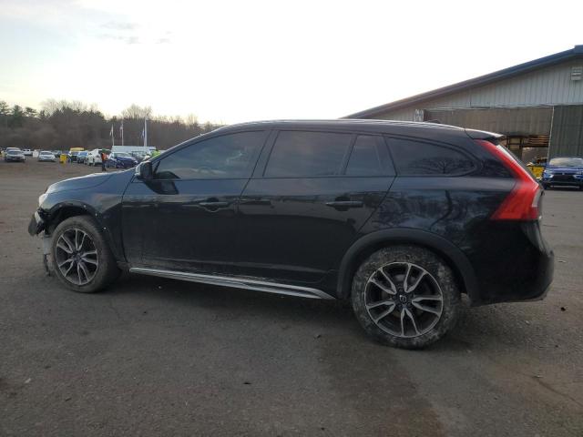 Photo 2 from auction – 2017 VOLVO V60 CROSS with VIN YV440MWK3H1040089