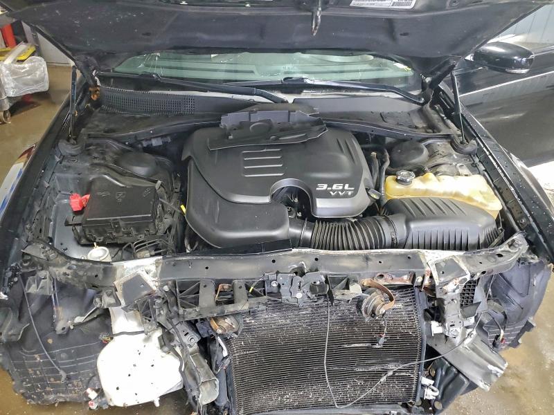 Photo 11 from auction – 2017 CHRYSLER 300 S with VIN 2C3CCAGG8HH647951