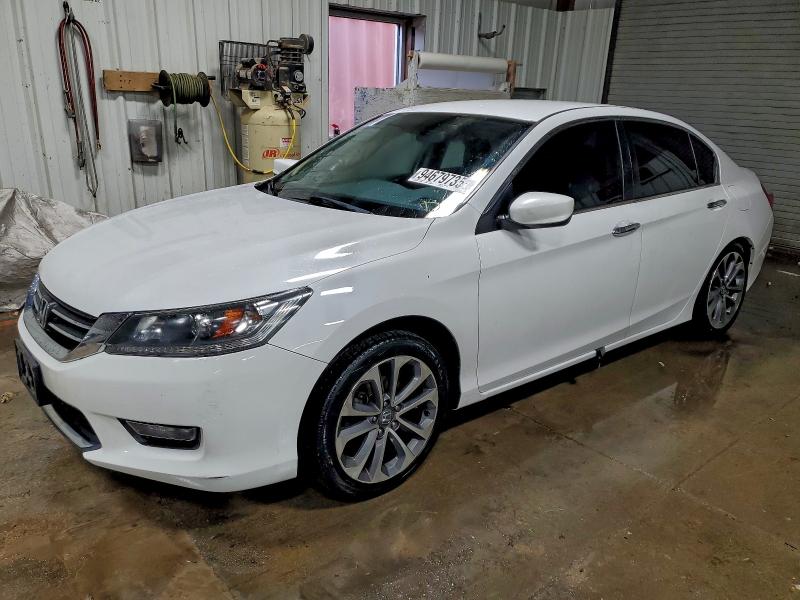 Photo 1 from auction – 2015 HONDA ACCORD SPO with VIN 1HGCR2F57FA243732